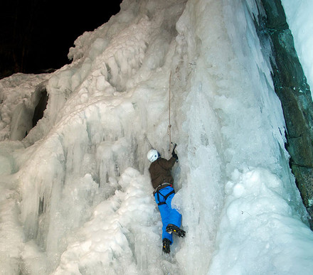 Iceclimbing